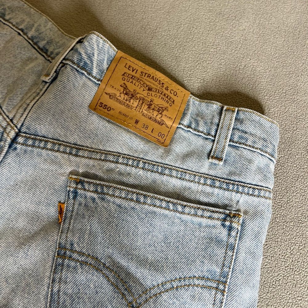 Vintage Orange Tab Levi’s 90s Authentic 550 Relaxed Fit Denim Shorts Jorts Sz 38